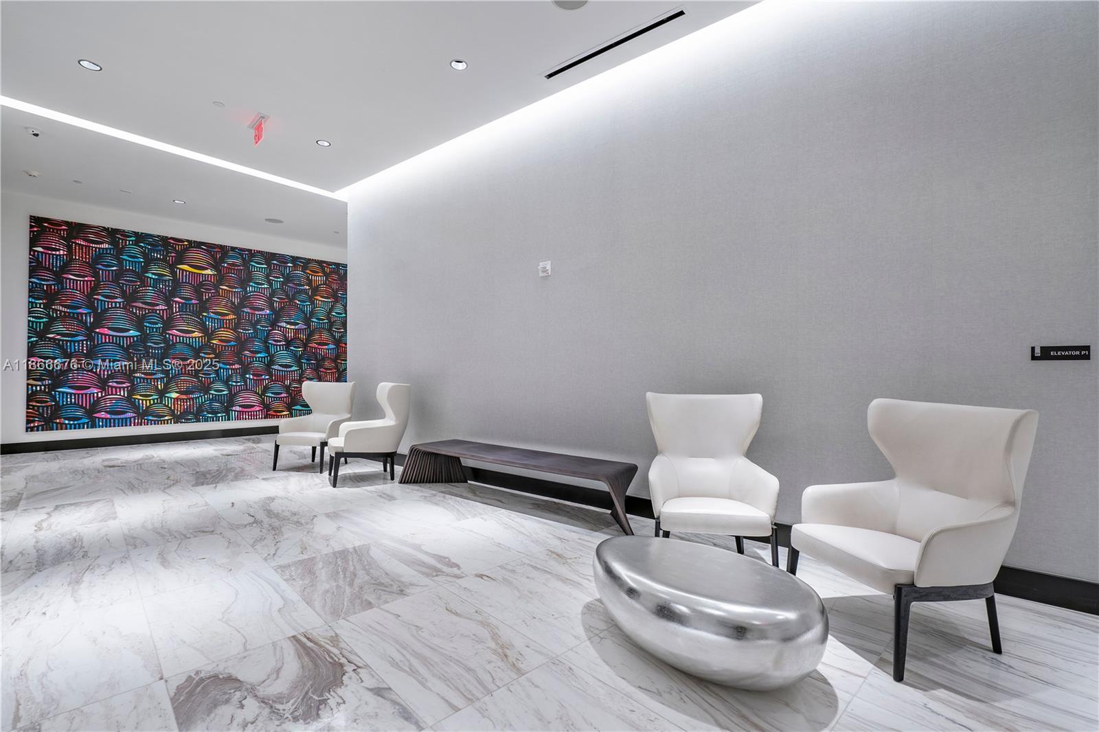 PARAMOUNT MIAMI WORLDCENT - Residential