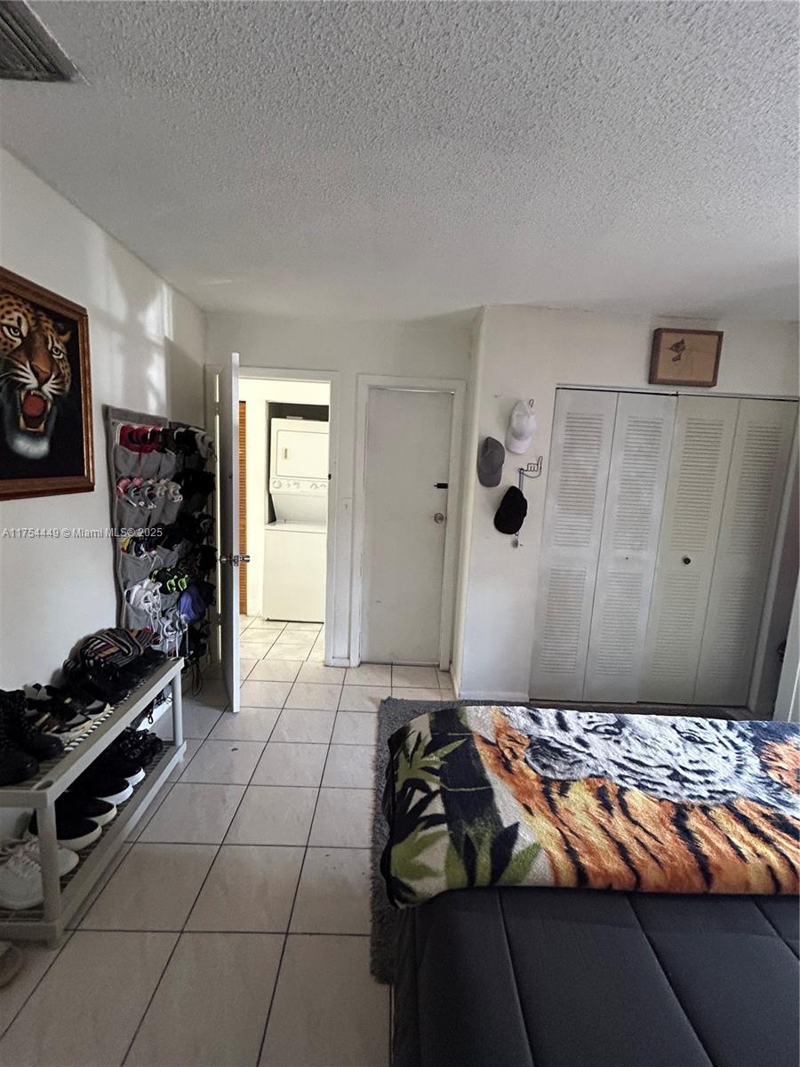 ALTAMIRA GARDENS CONDO - Residential