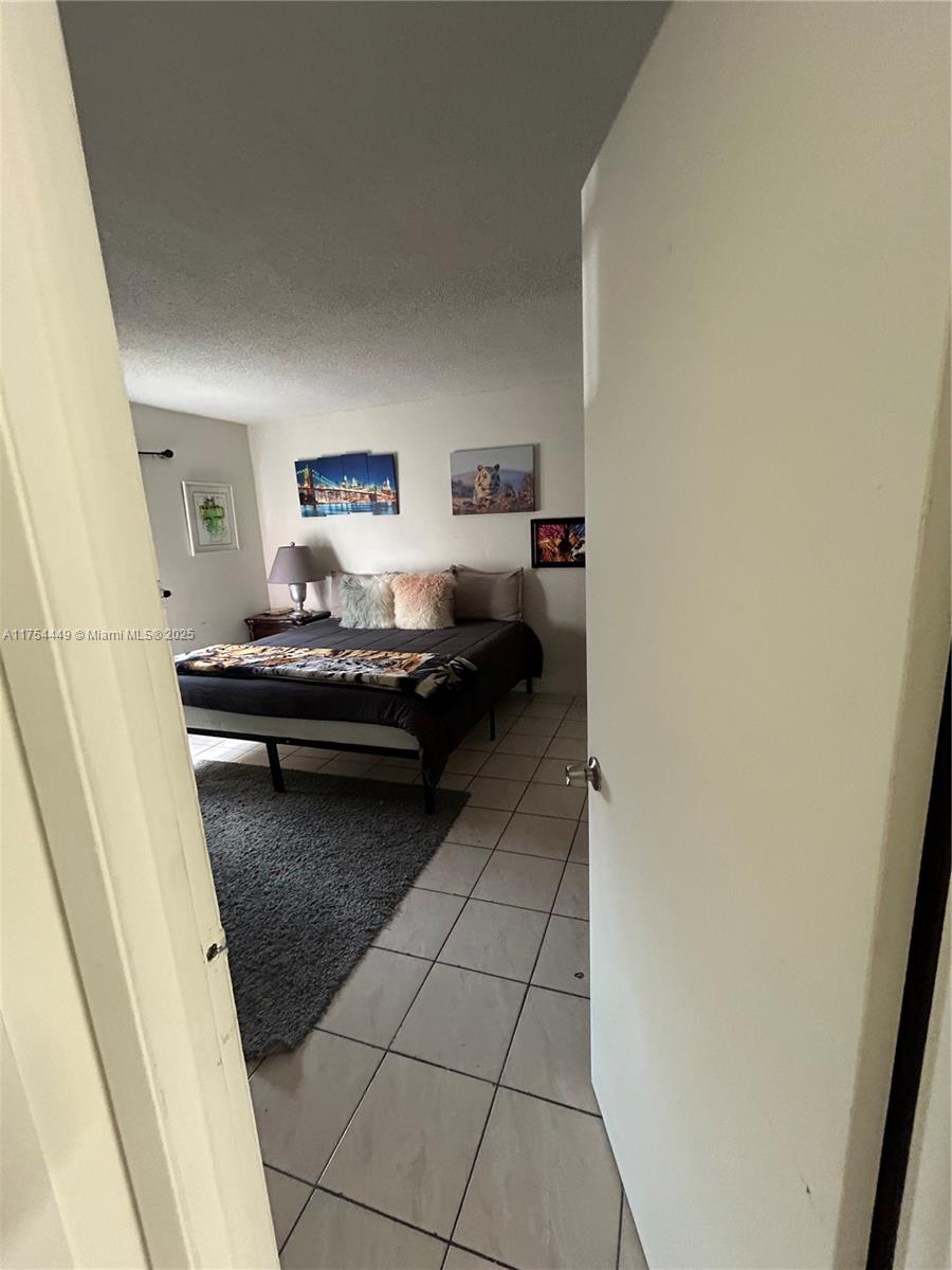 ALTAMIRA GARDENS CONDO - Residential