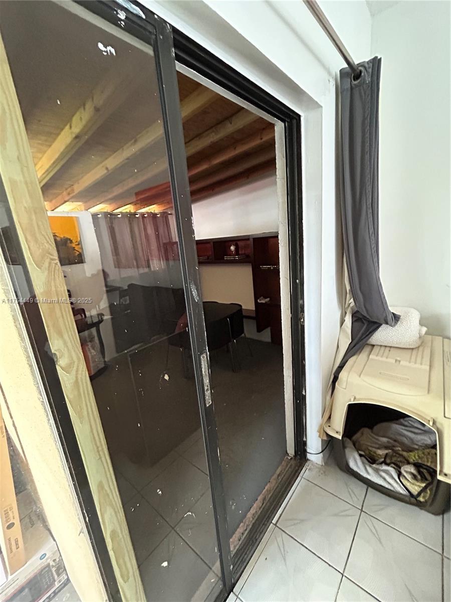 ALTAMIRA GARDENS CONDO - Residential