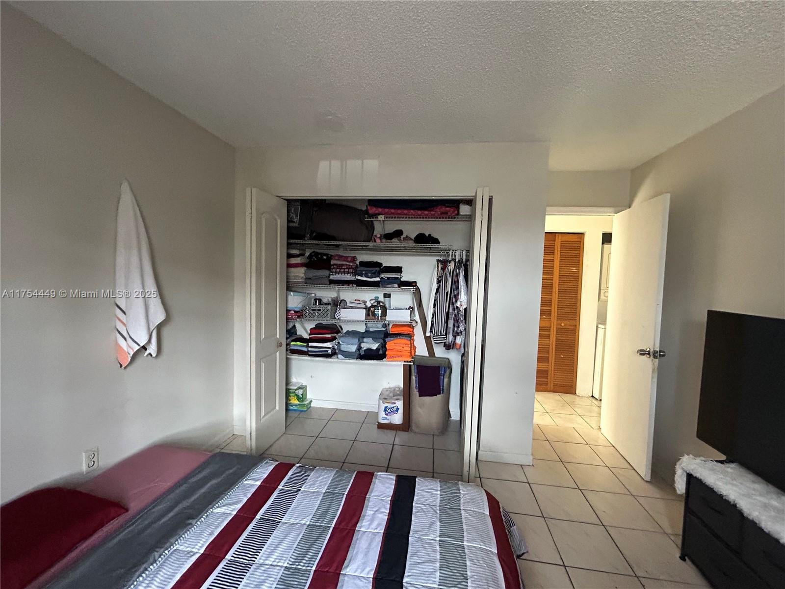 ALTAMIRA GARDENS CONDO - Residential