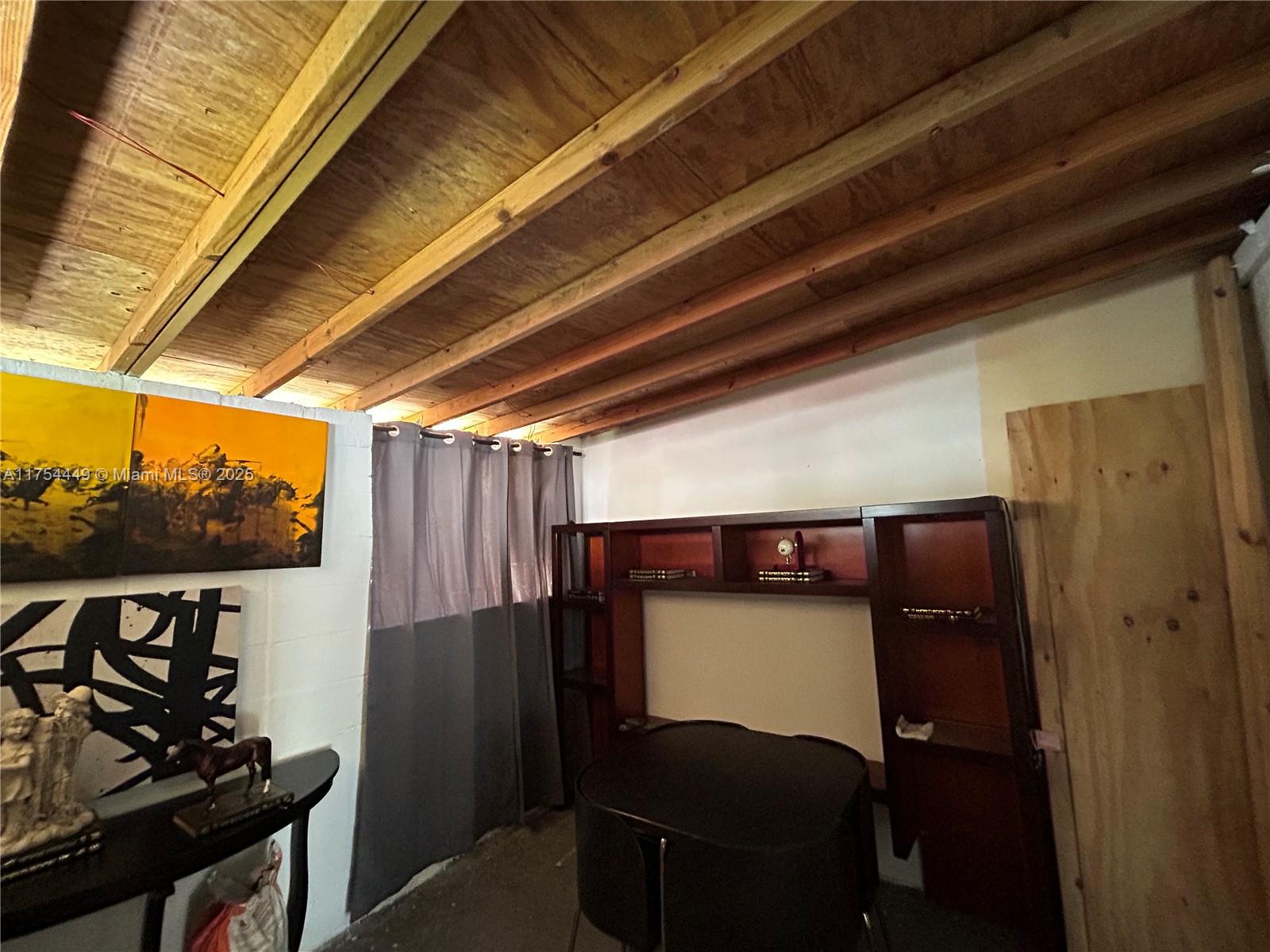 ALTAMIRA GARDENS CONDO - Residential