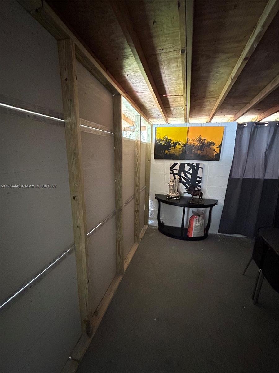 ALTAMIRA GARDENS CONDO - Residential