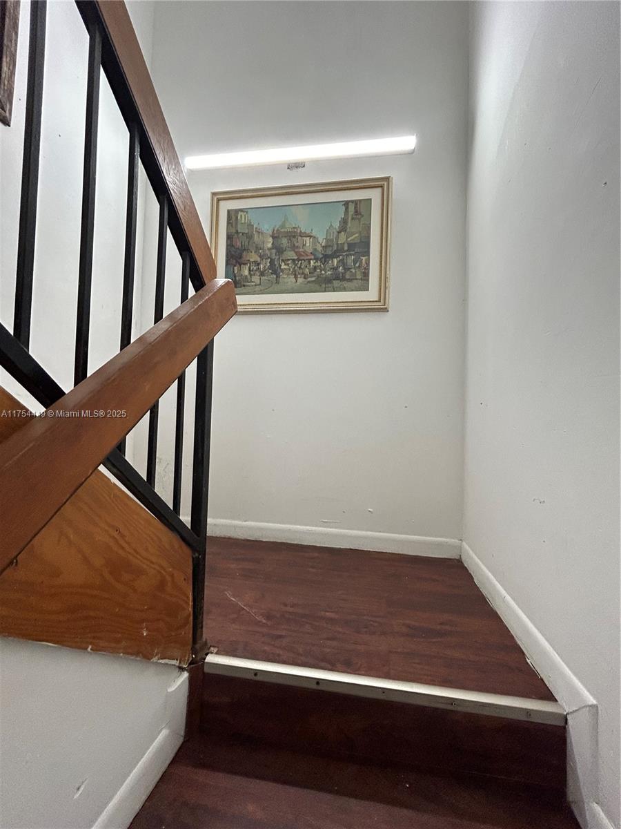 ALTAMIRA GARDENS CONDO - Residential