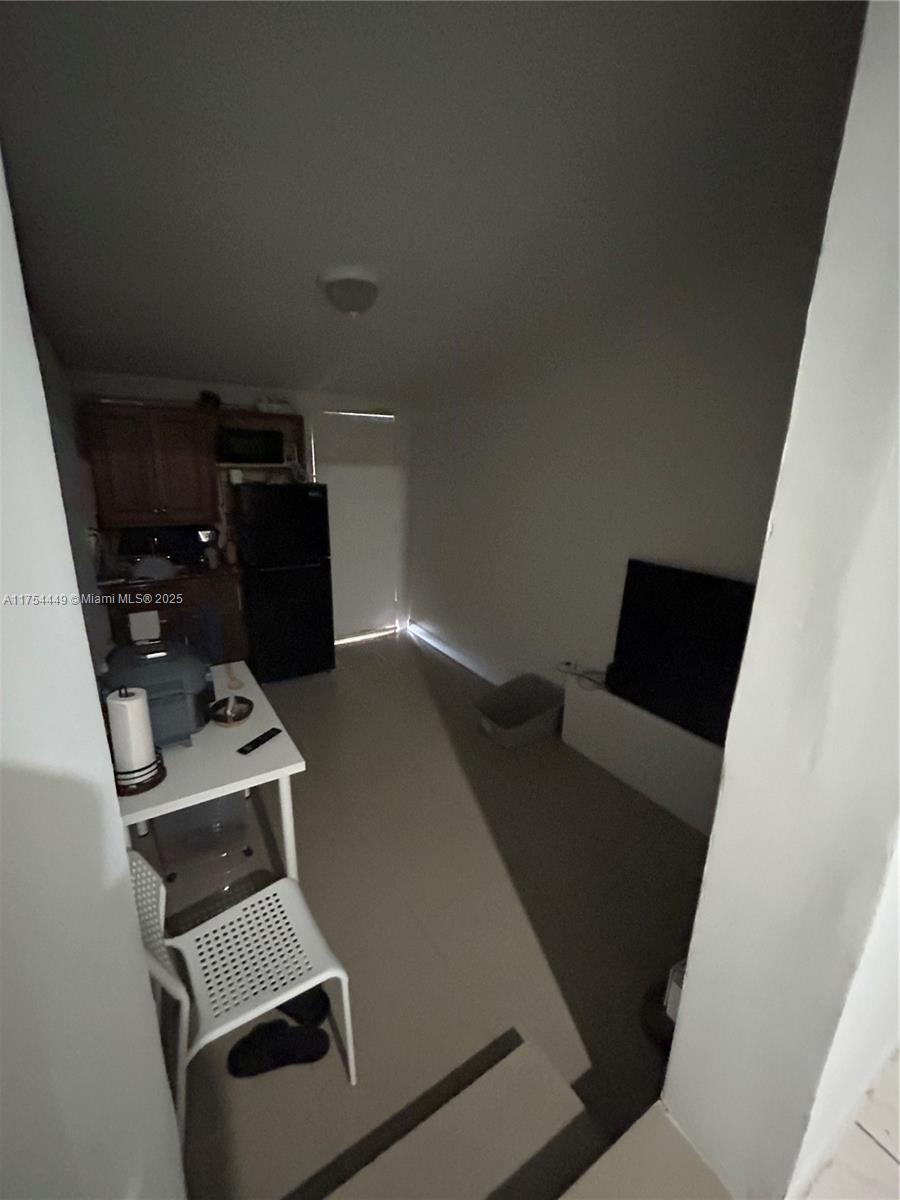 ALTAMIRA GARDENS CONDO - Residential