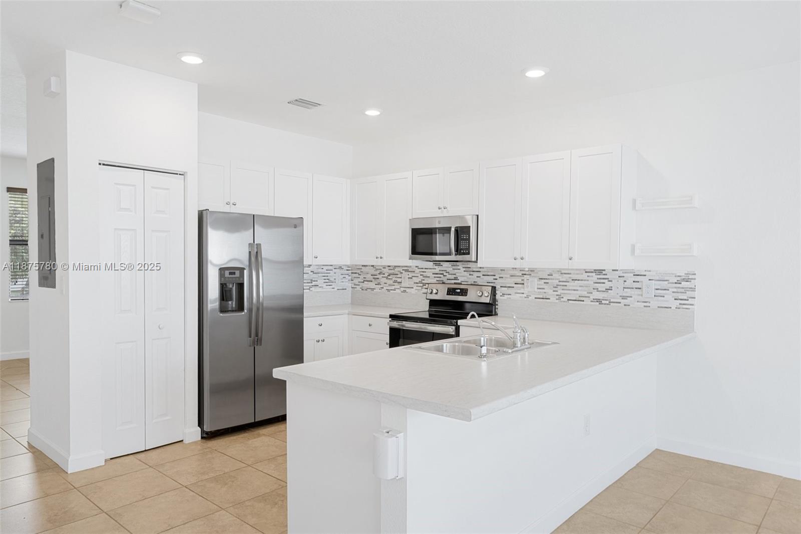 AQUABELLA SECTION TWO - Residential