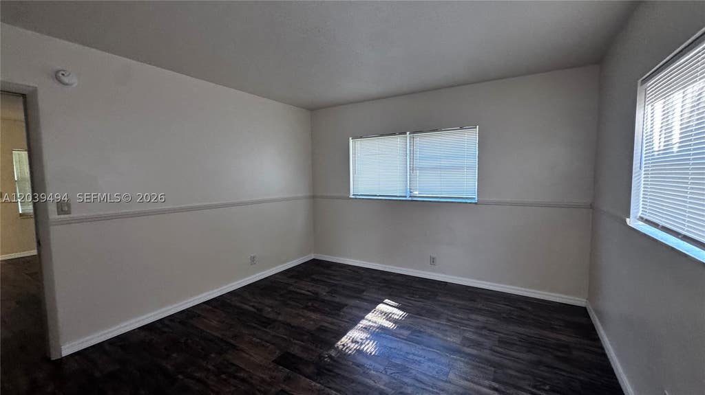 Photo of 1522 NE 34th Ct #4, Oakland Park, FL 33334 (MLS # A12039494)