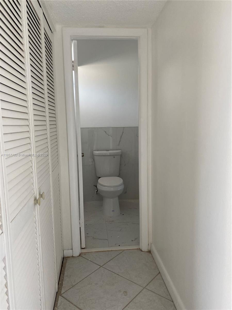 QUINSANA GARDENS CONDO - Residential Lease