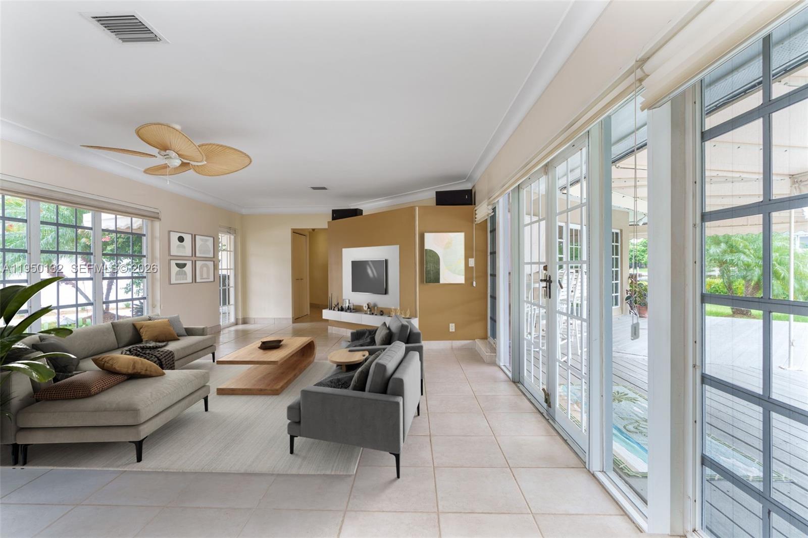 LAUDER GATE ISLES - Residential