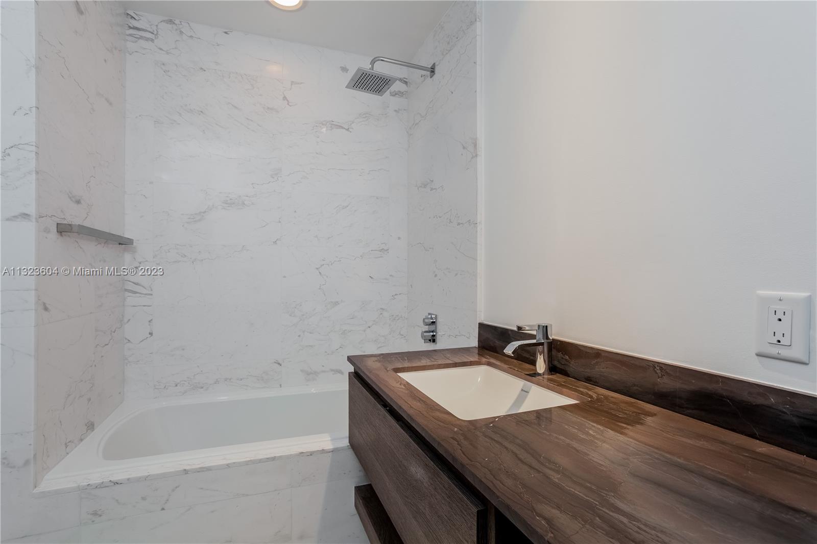 OCEANA KEY BISCAYNE CONDO - Residential