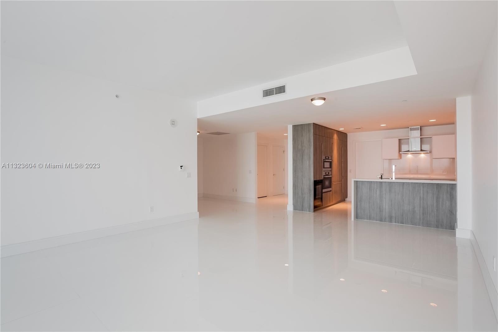 OCEANA KEY BISCAYNE CONDO - Residential