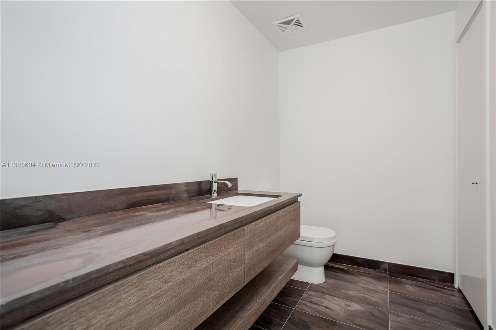 OCEANA KEY BISCAYNE CONDO - Residential