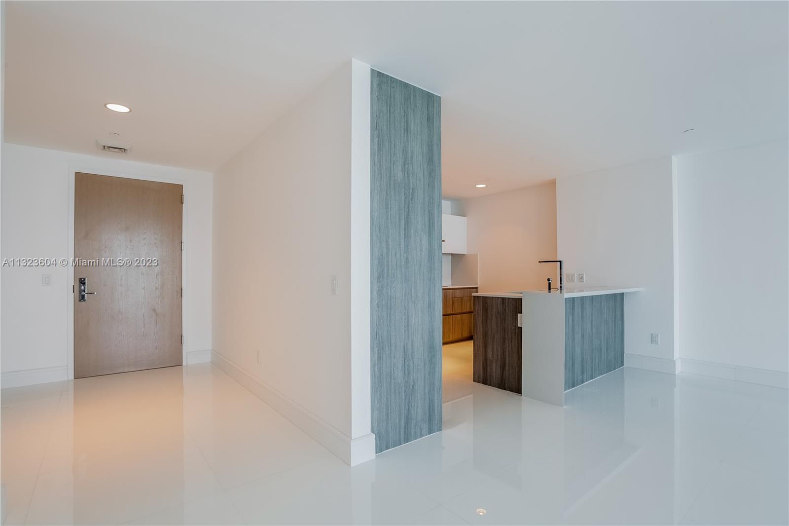 OCEANA KEY BISCAYNE CONDO - Residential