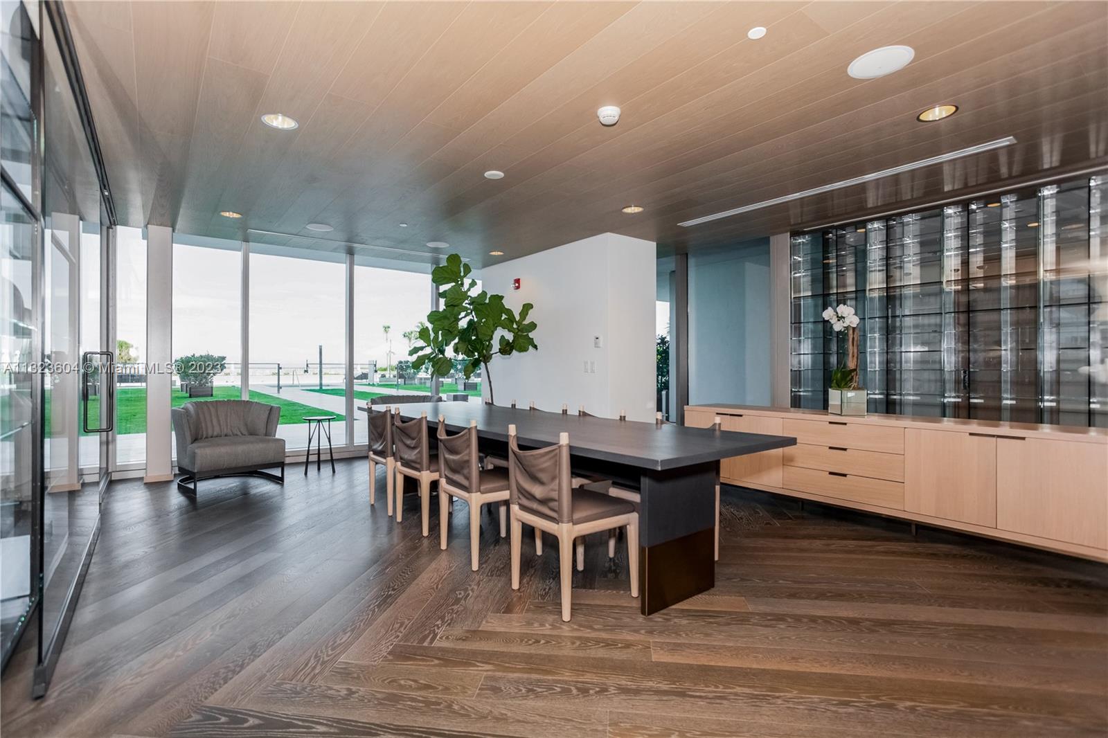 OCEANA KEY BISCAYNE CONDO - Residential