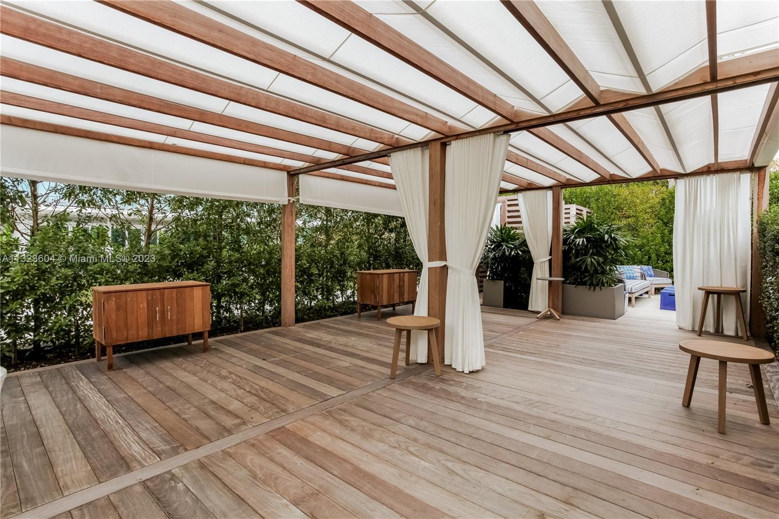 OCEANA KEY BISCAYNE CONDO - Residential