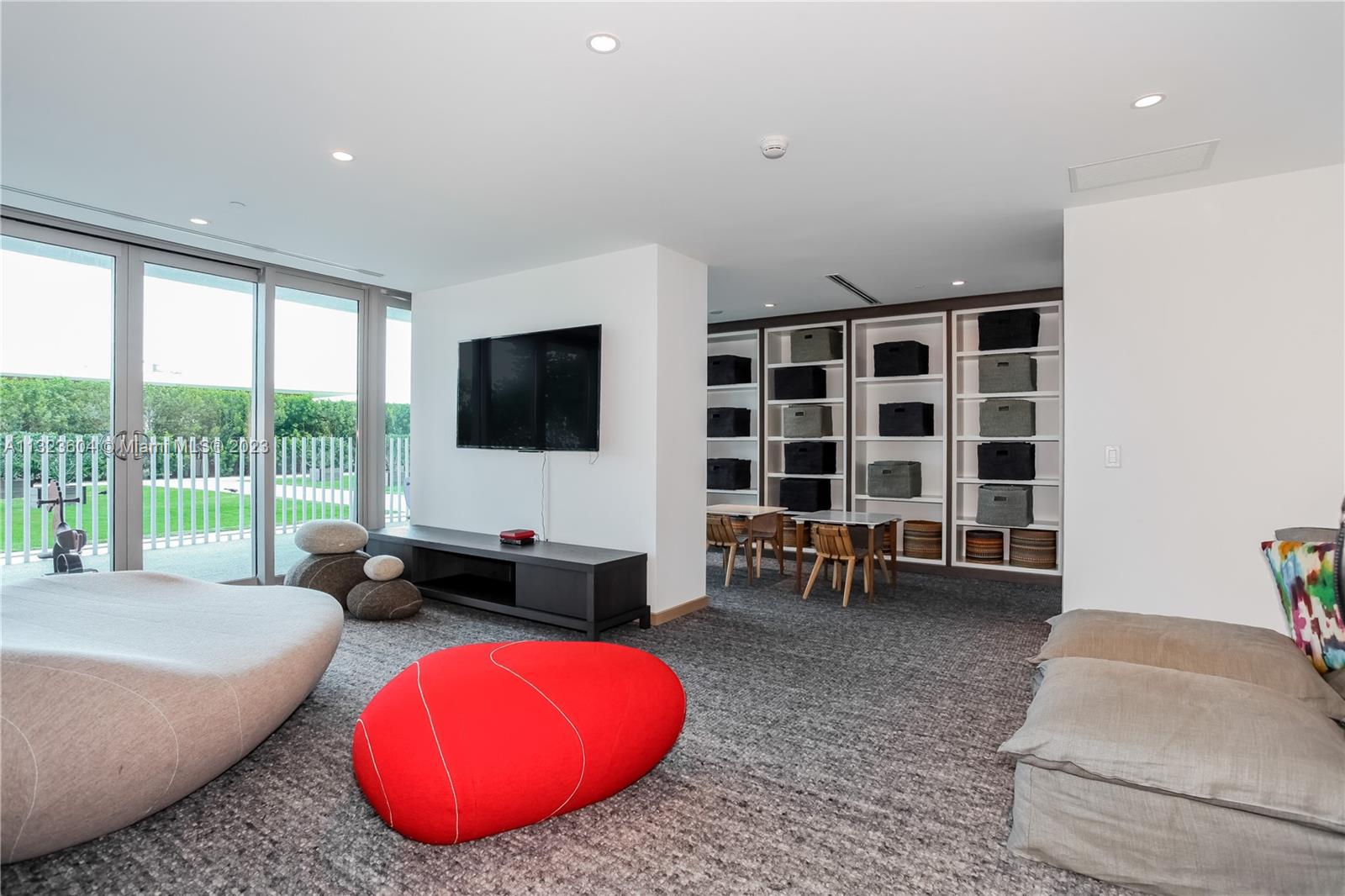 OCEANA KEY BISCAYNE CONDO - Residential