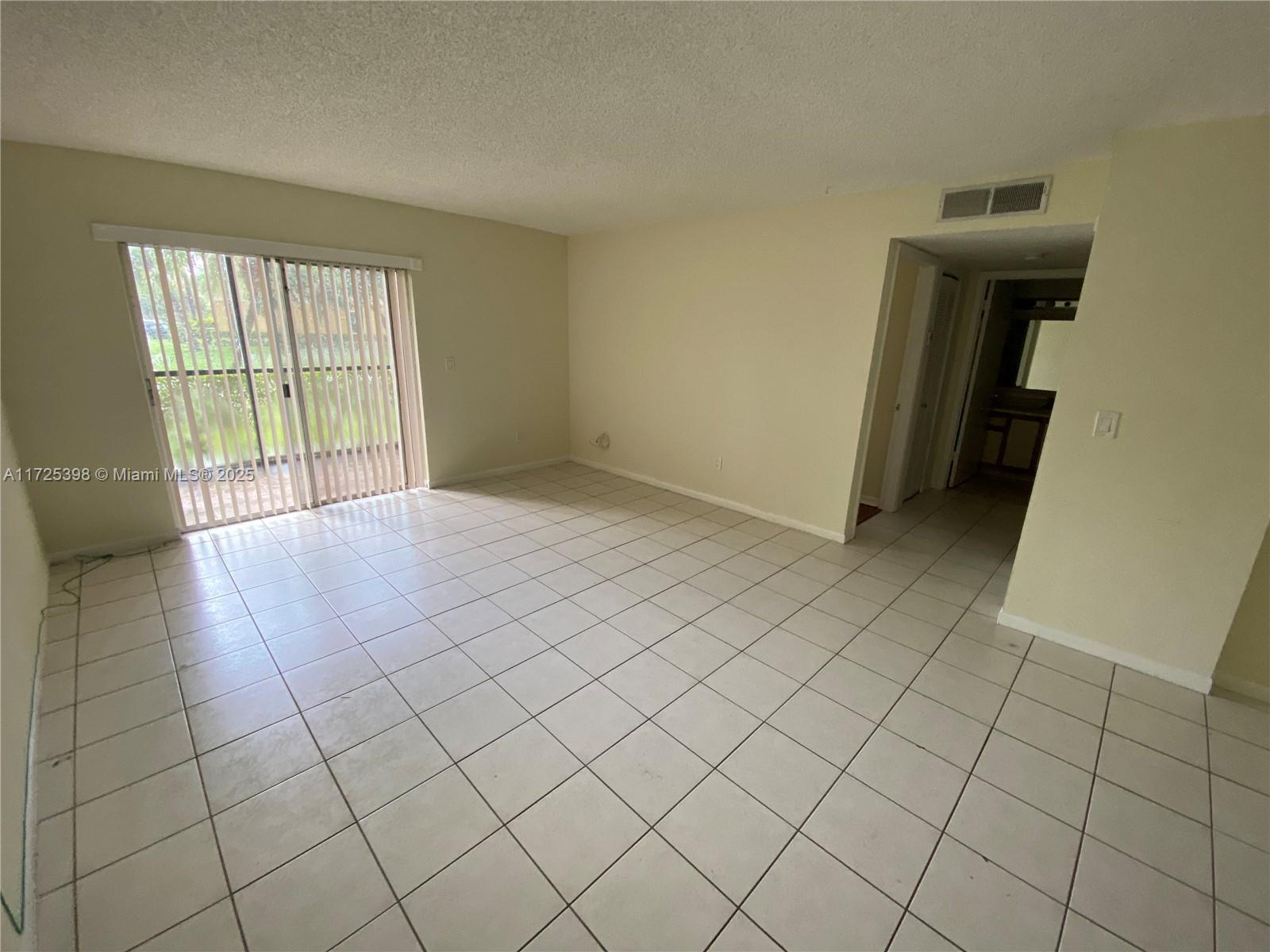 1265 SW 46th Ave 2209