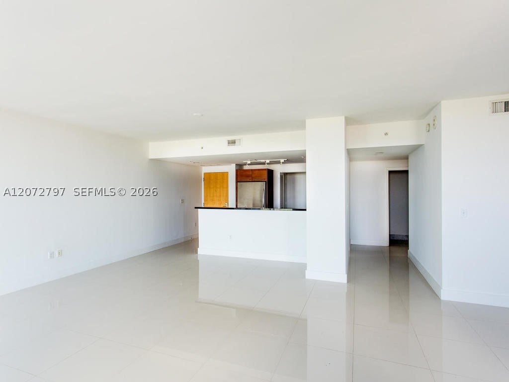 244 Biscayne Blvd 2402