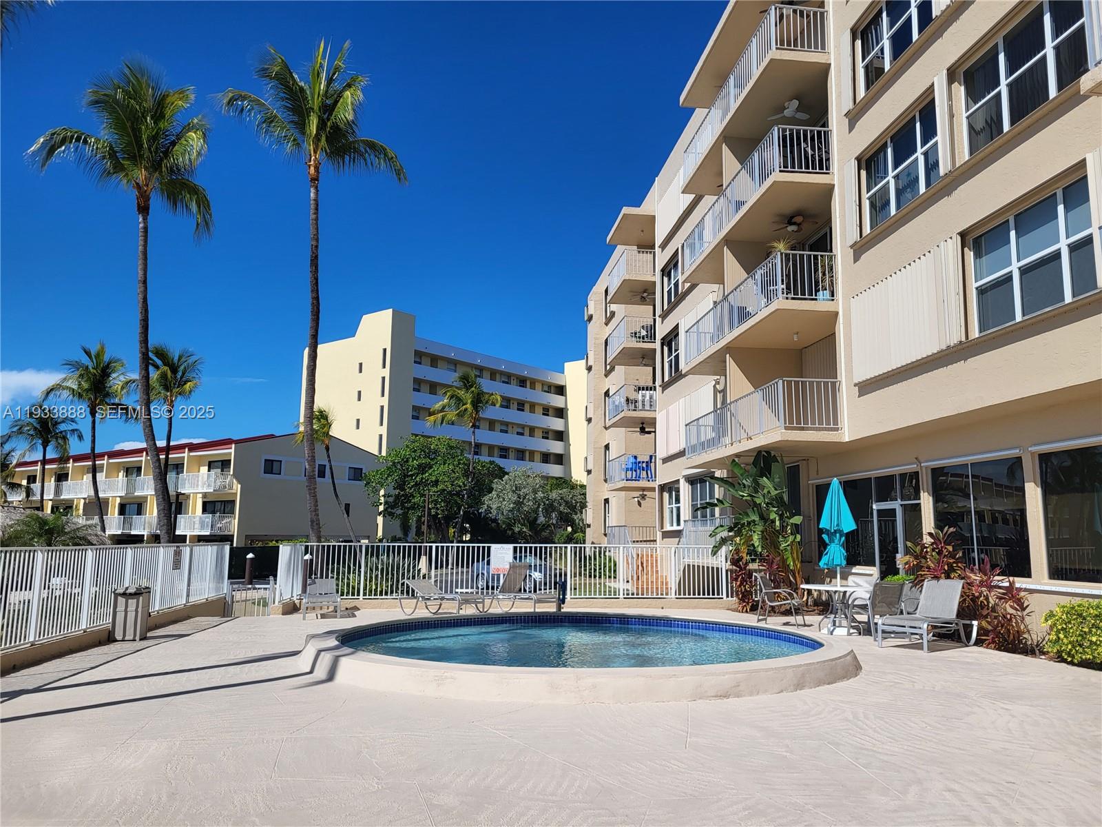 SUMMER SEA - Residential