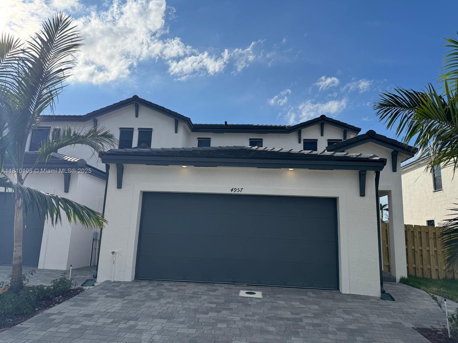 4957 Peacock Way, Dania Beach, Miami-Dade County, Florida - 3 Bedrooms  
3 Bathrooms - 