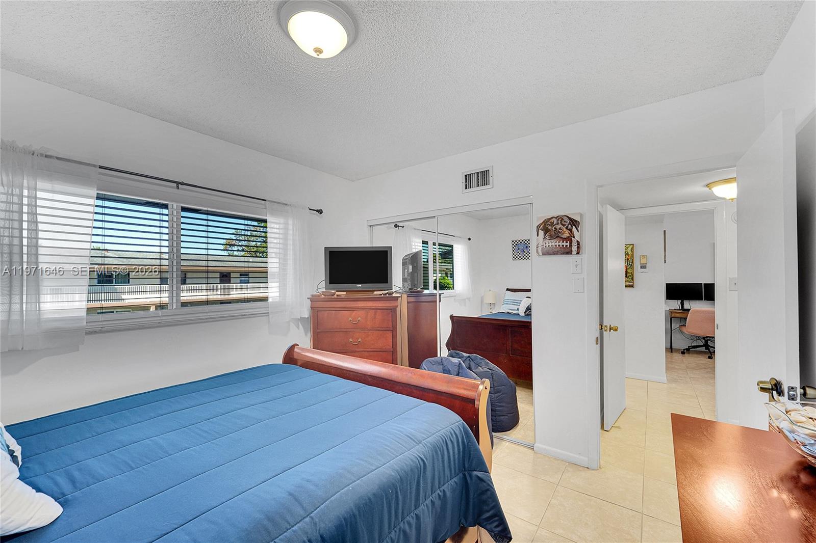 ORIOLE GARDENS TWO 60 CON - Residential