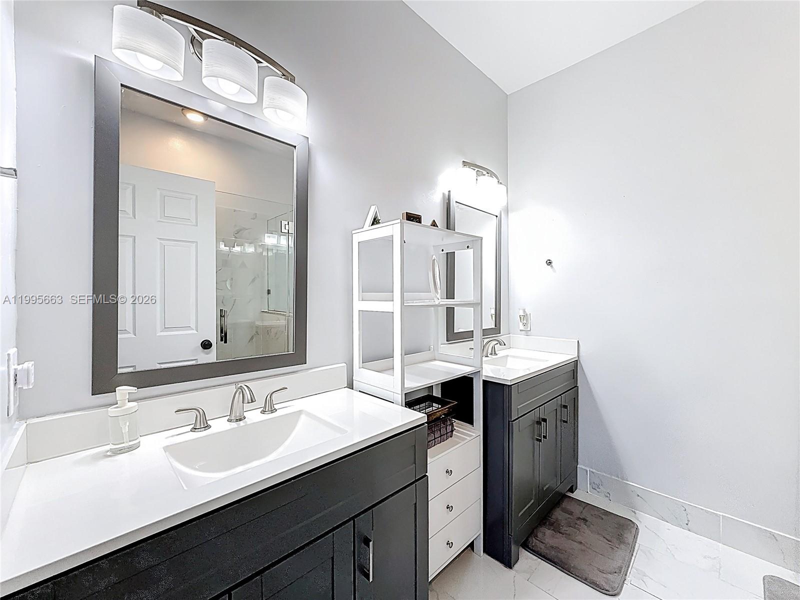 FLORIDIAN ISLES SOUTH - Residential