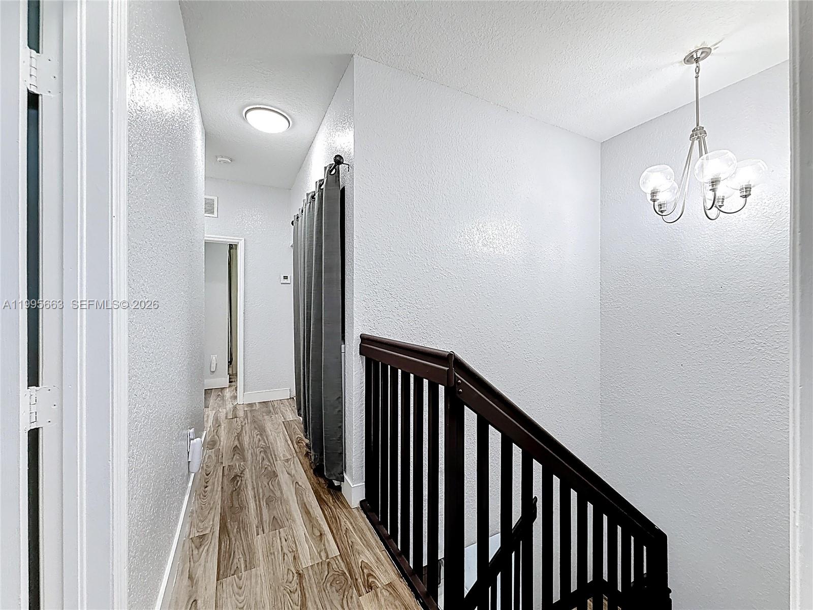 FLORIDIAN ISLES SOUTH - Residential