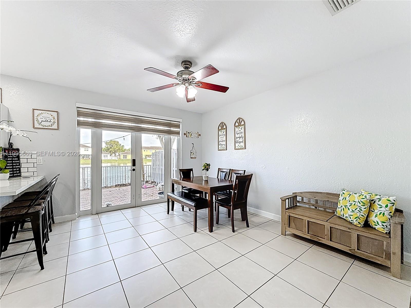 FLORIDIAN ISLES SOUTH - Residential