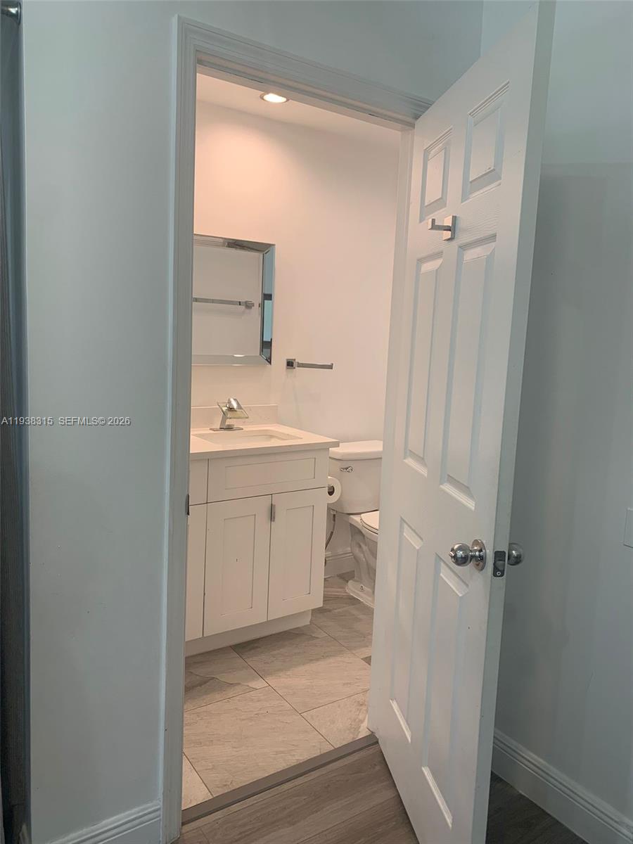 PALM LANE VILLA NO 4 - Residential