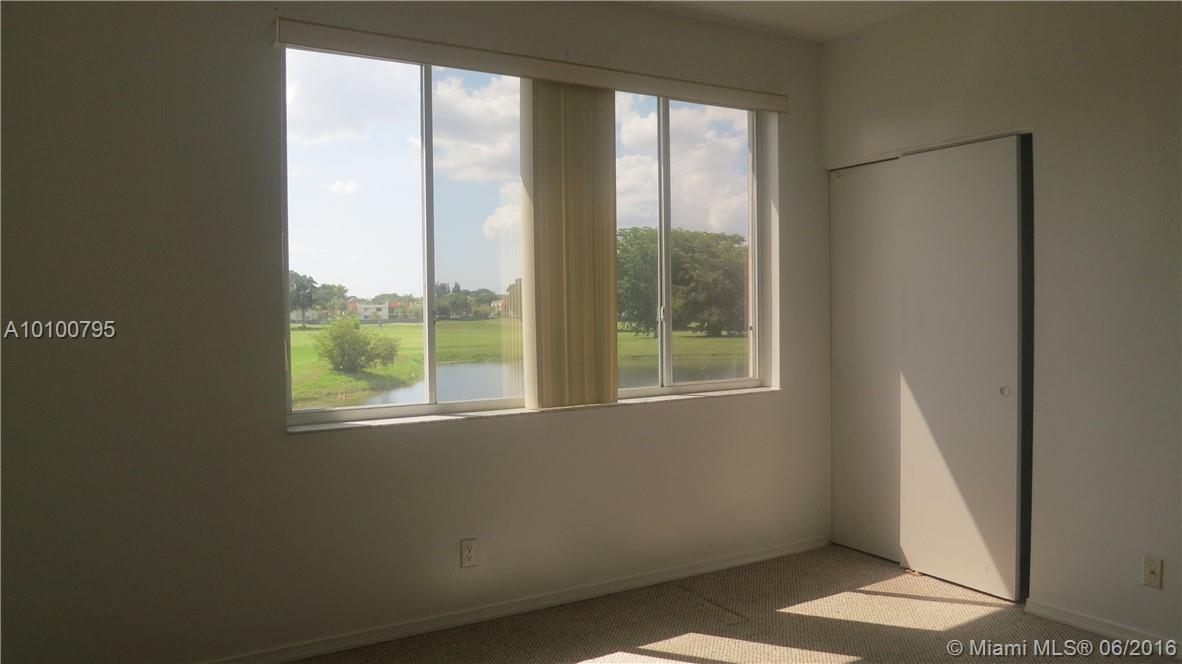 BONAVENTURE 82-43 B A POR - Residential Lease