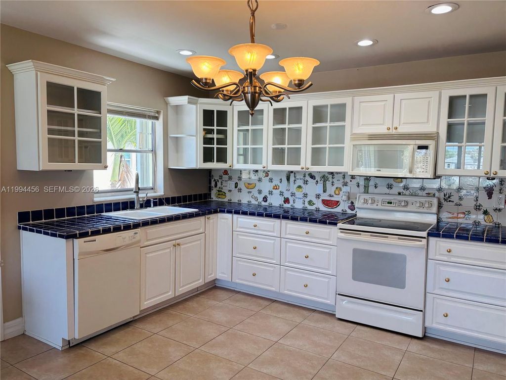 Photo of 1323 Bayshore Dr #203, Fort Pierce, FL 34949 (MLS # A11994456)