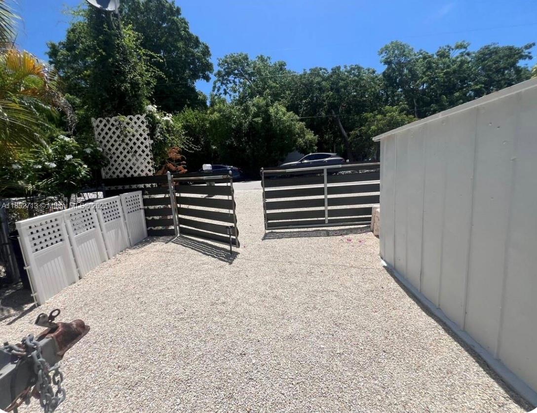 SEXTON COVES ESTATES - Residential