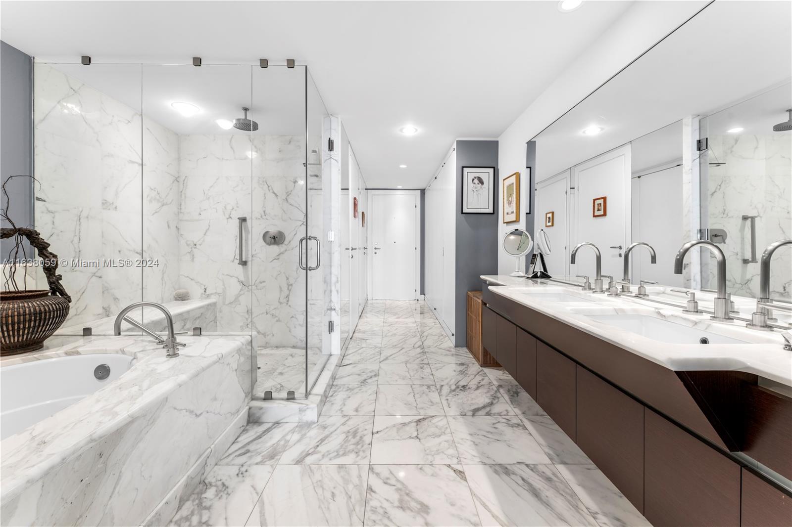 GROVENOR HOUSE CONDO - Residential