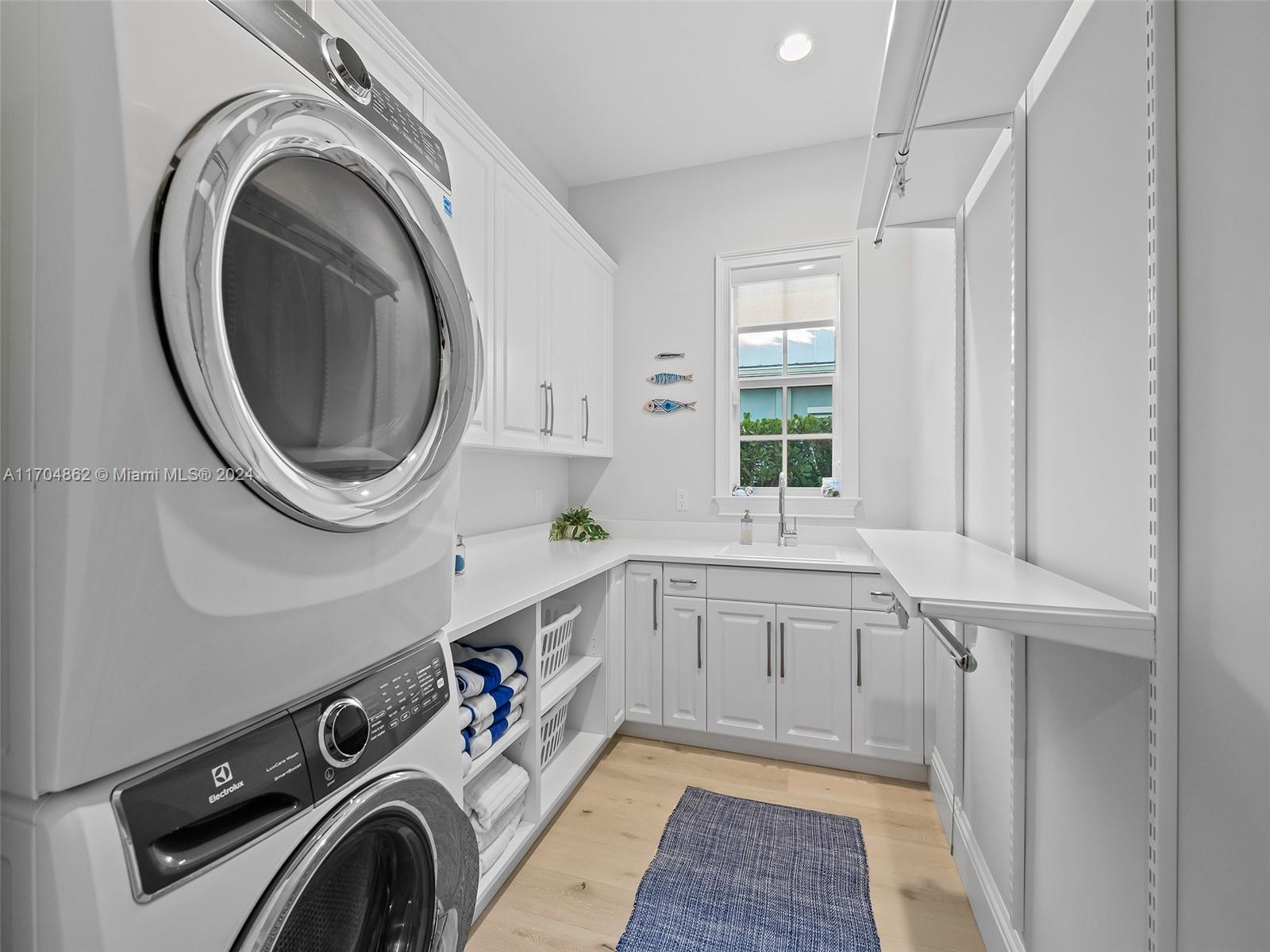 DELL PARK - Residential