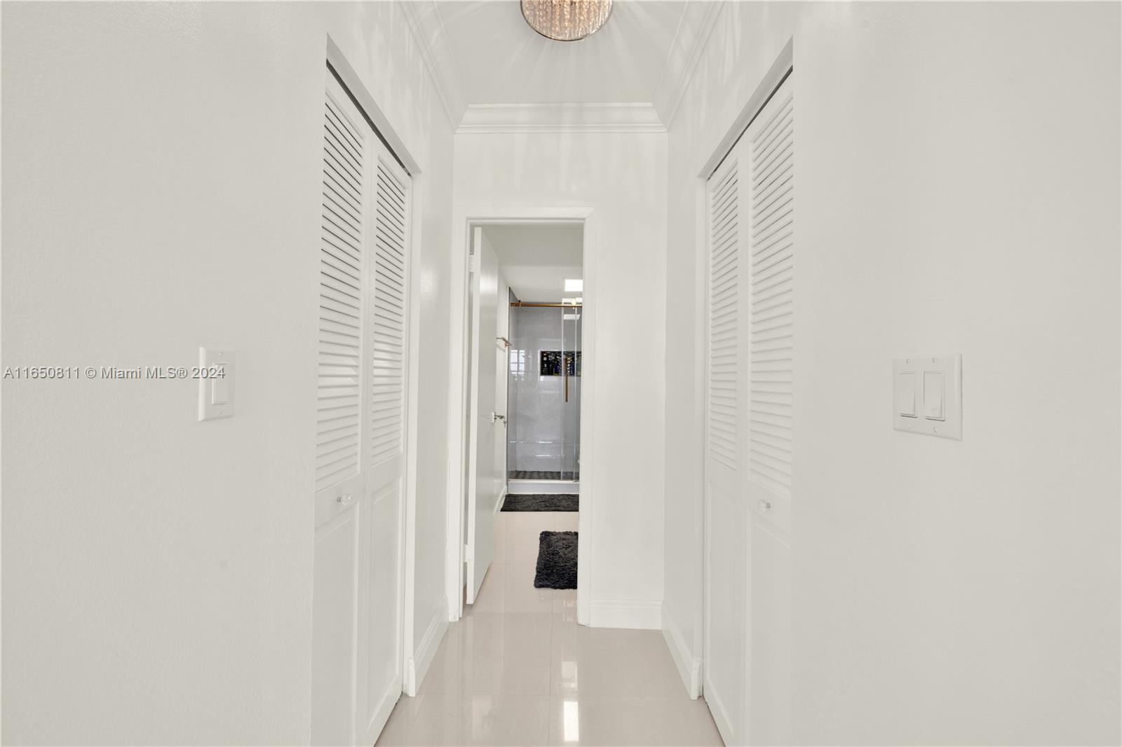 ARLEN HOUSE WEST CONDO - Residential