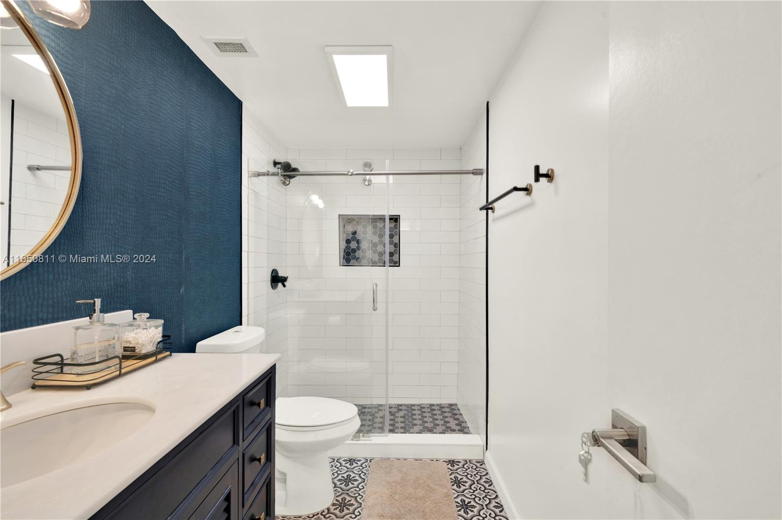 ARLEN HOUSE WEST CONDO - Residential