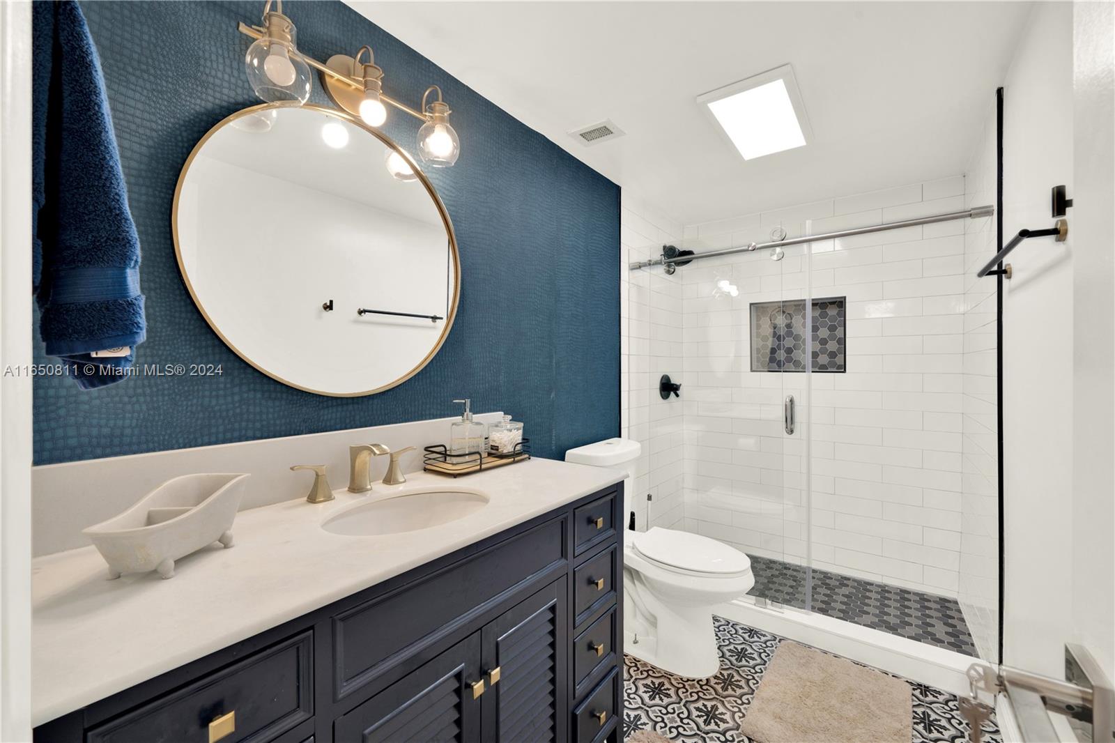 ARLEN HOUSE WEST CONDO - Residential