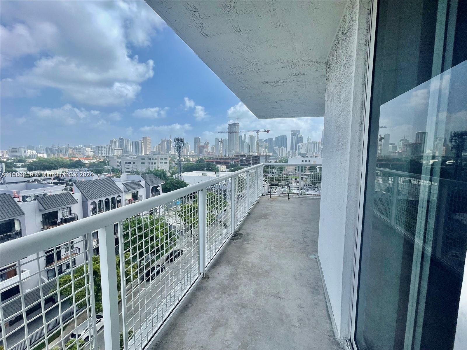 BRICKELL VISTA CONDO - Residential Lease
