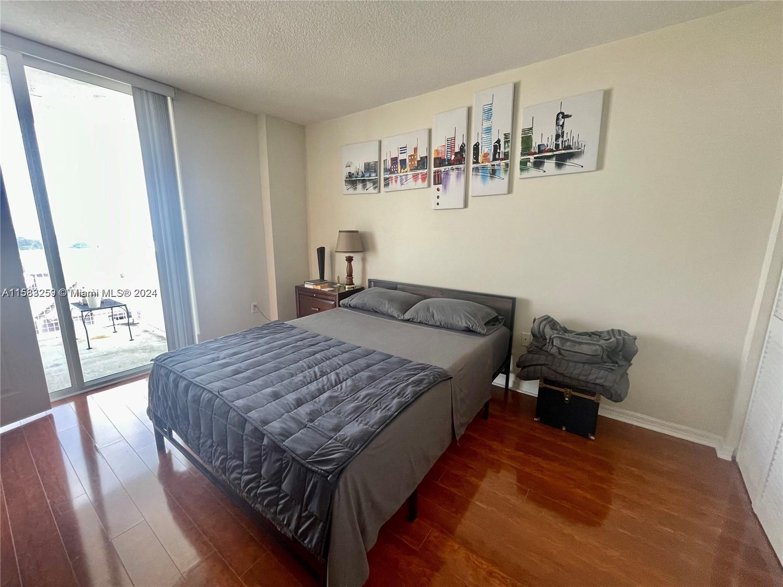 BRICKELL VISTA CONDO - Residential Lease