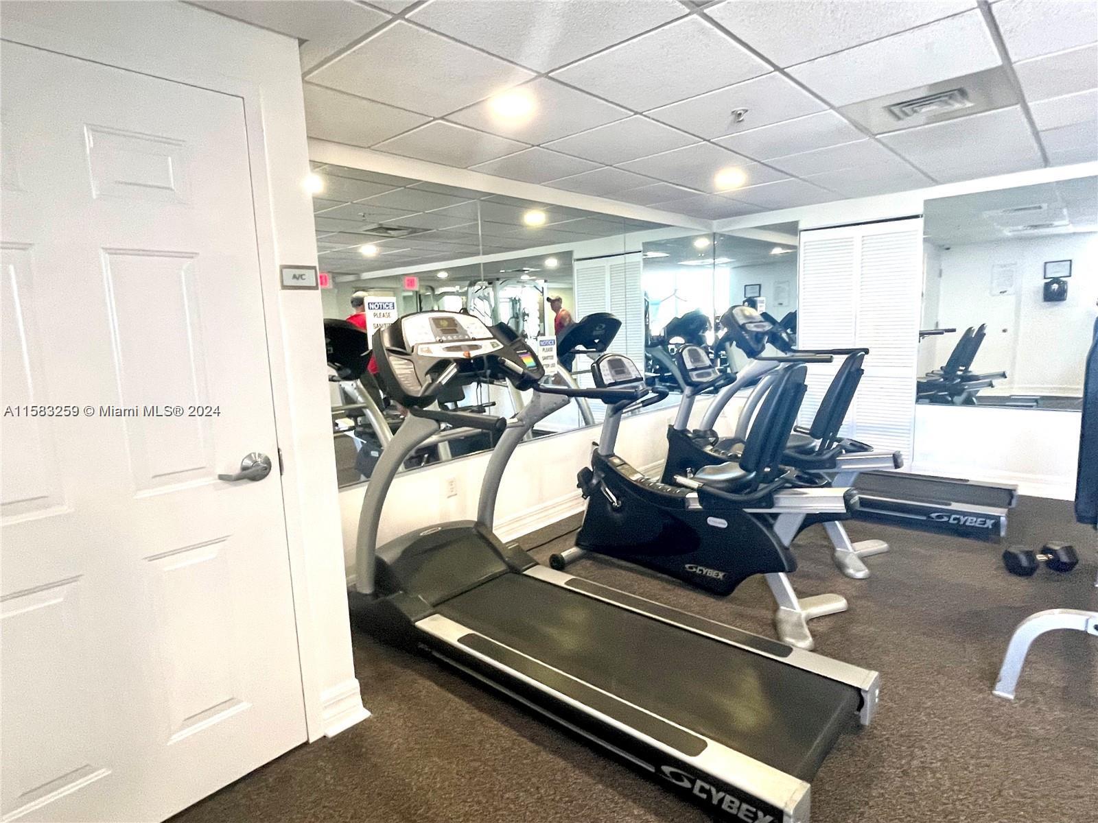 BRICKELL VISTA CONDO - Residential Lease
