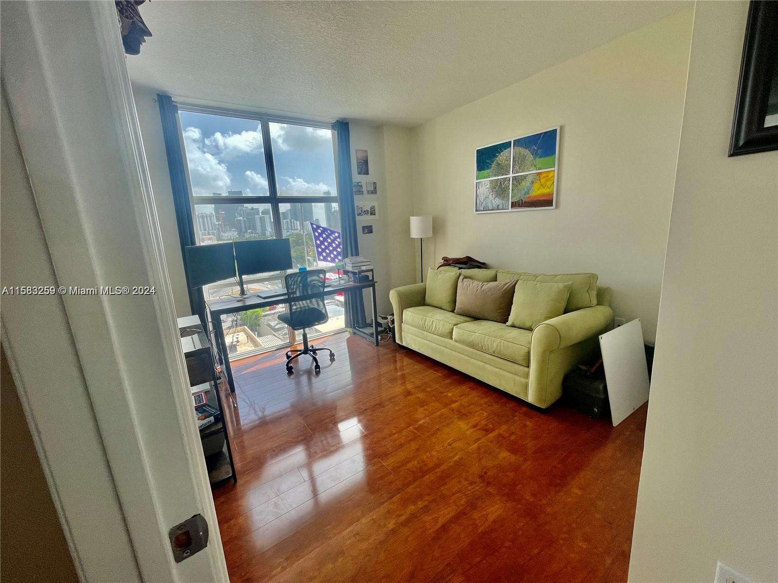 BRICKELL VISTA CONDO - Residential Lease