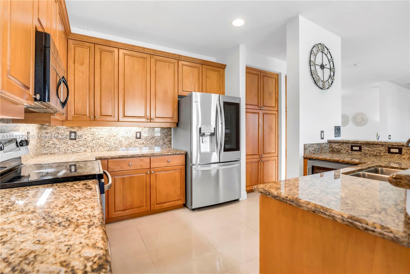 SECTOR 2-PARCELS 12 13 14 - Residential Lease