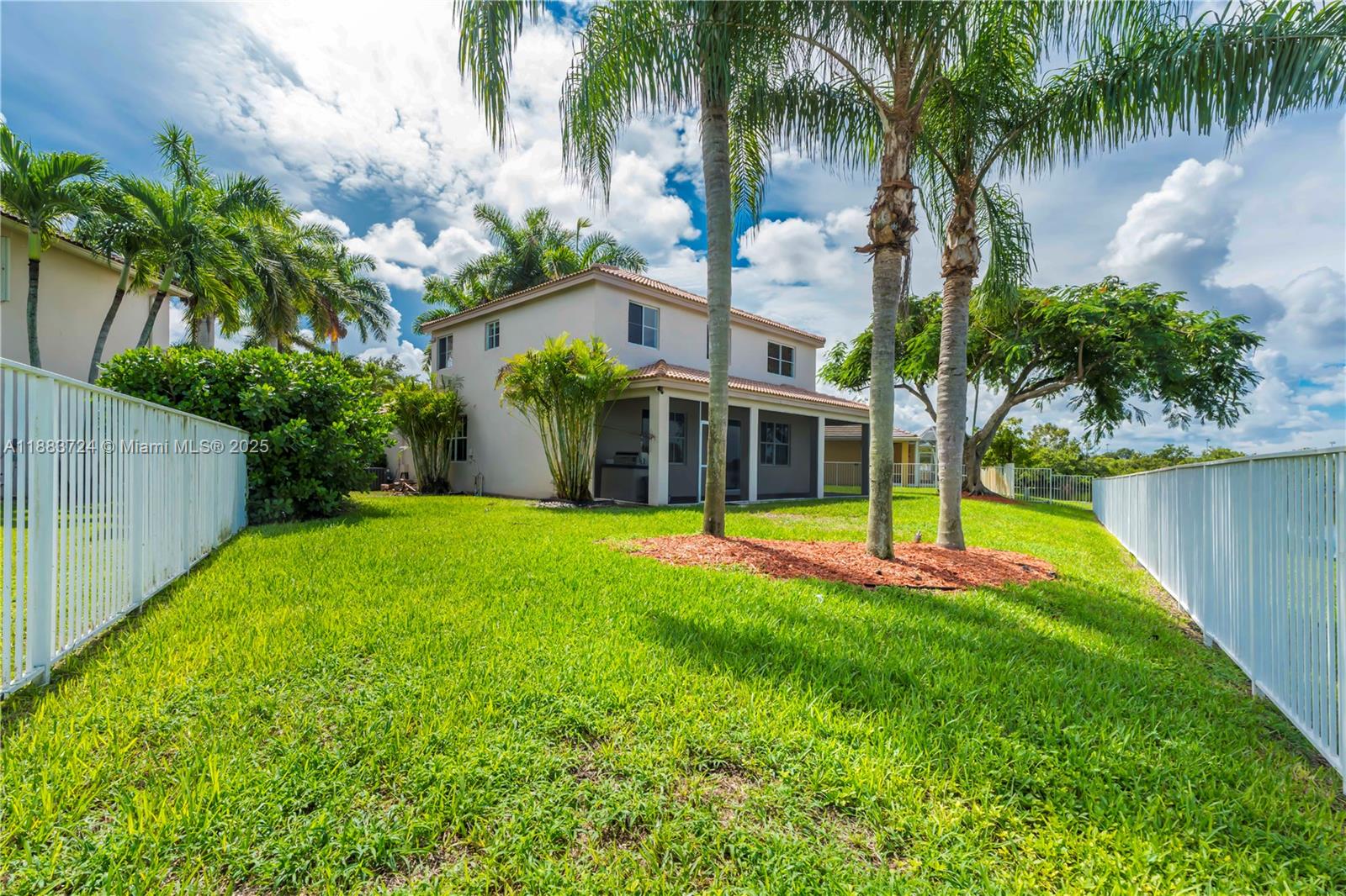 SECTOR 2-PARCELS 12 13 14 - Residential Lease