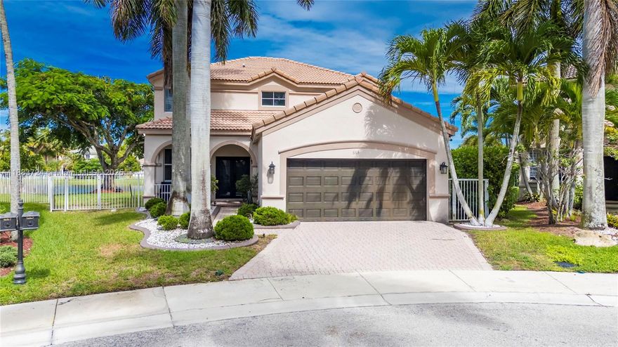 Tranquility Meets Modern Comfort!
Located in Savanna—one of Weston’s most sought-after gated communities—this waterfront 5-bed, 3-bath home sits at the end of a quiet cul-de-sac on one of the largest lots. Enjoy a huge, private, fenced backyard with panoramic water views and a grill station—perfect for weekend barbecues with friends and family. The bright, open layout features a formal dining room, spacious TV lounge, and multiple seating areas. Includes one bedroom and full bath downstairs, and four bedrooms upstairs. A extra room with a premium adjustable bed can serve as a guest space or converted into a study or den. Features a 2-car garage with EV charger and ample driveway parking. Furnished: $5,800/mo | Unfurnished: $5,500/mo