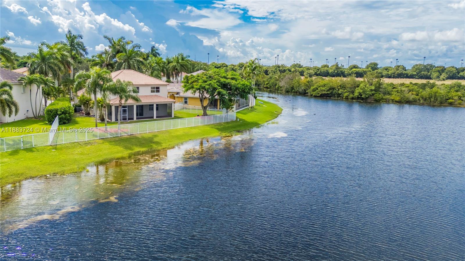 SECTOR 2-PARCELS 12 13 14 - Residential Lease