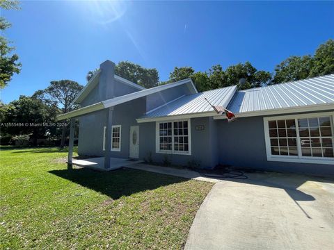 A home in Clewiston