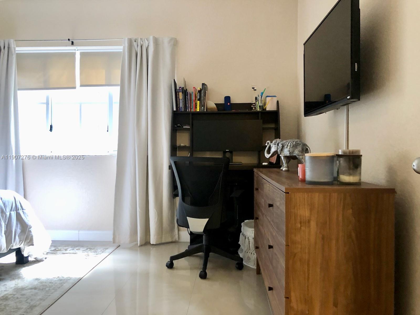 AVENTINE AT MIRAMAR CONDO - Residential Lease