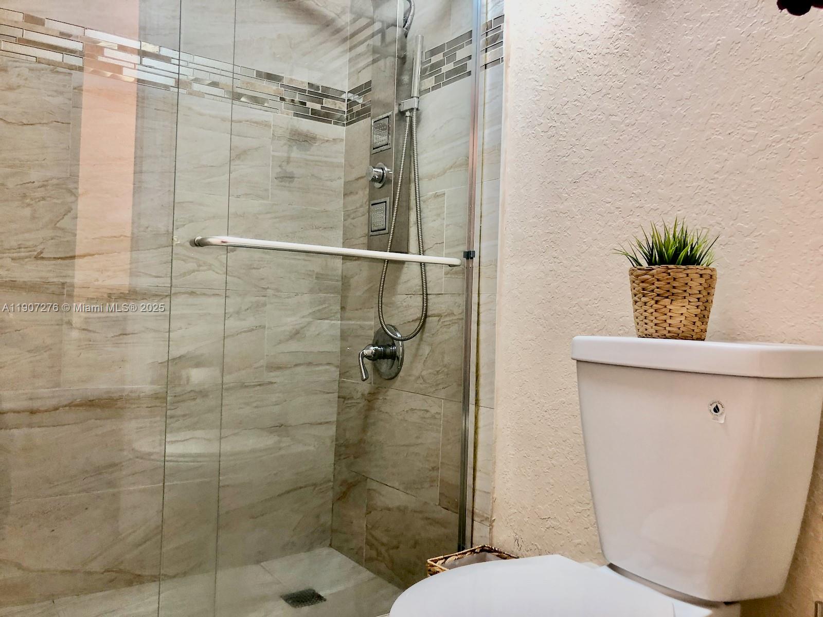 AVENTINE AT MIRAMAR CONDO - Residential Lease