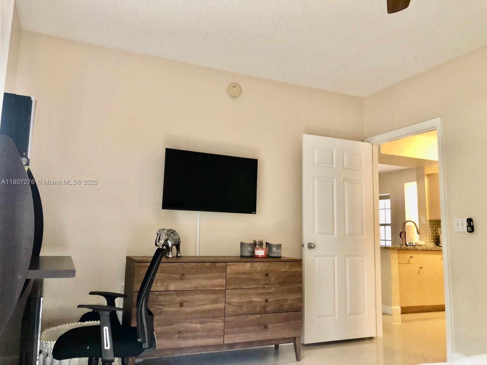 AVENTINE AT MIRAMAR CONDO - Residential Lease