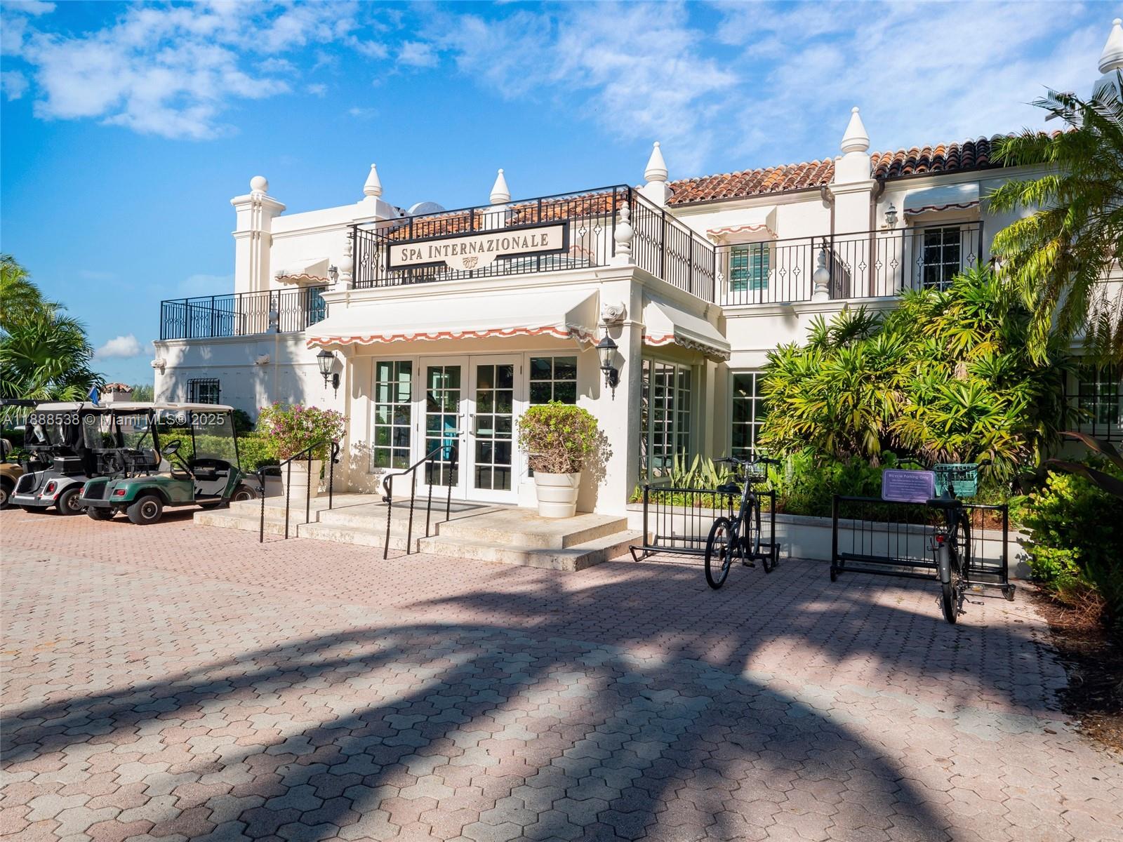 SEASIDE CONDO - Residential